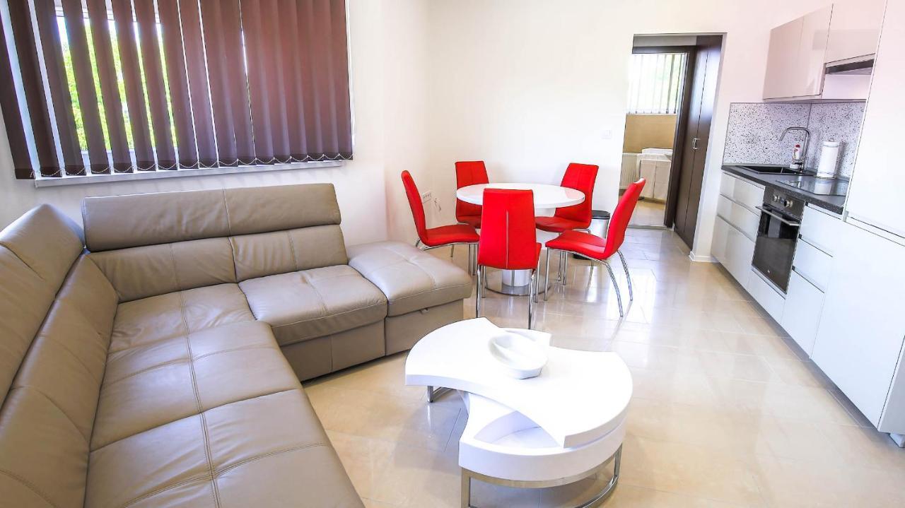 White Apartman Siófok Exterior foto