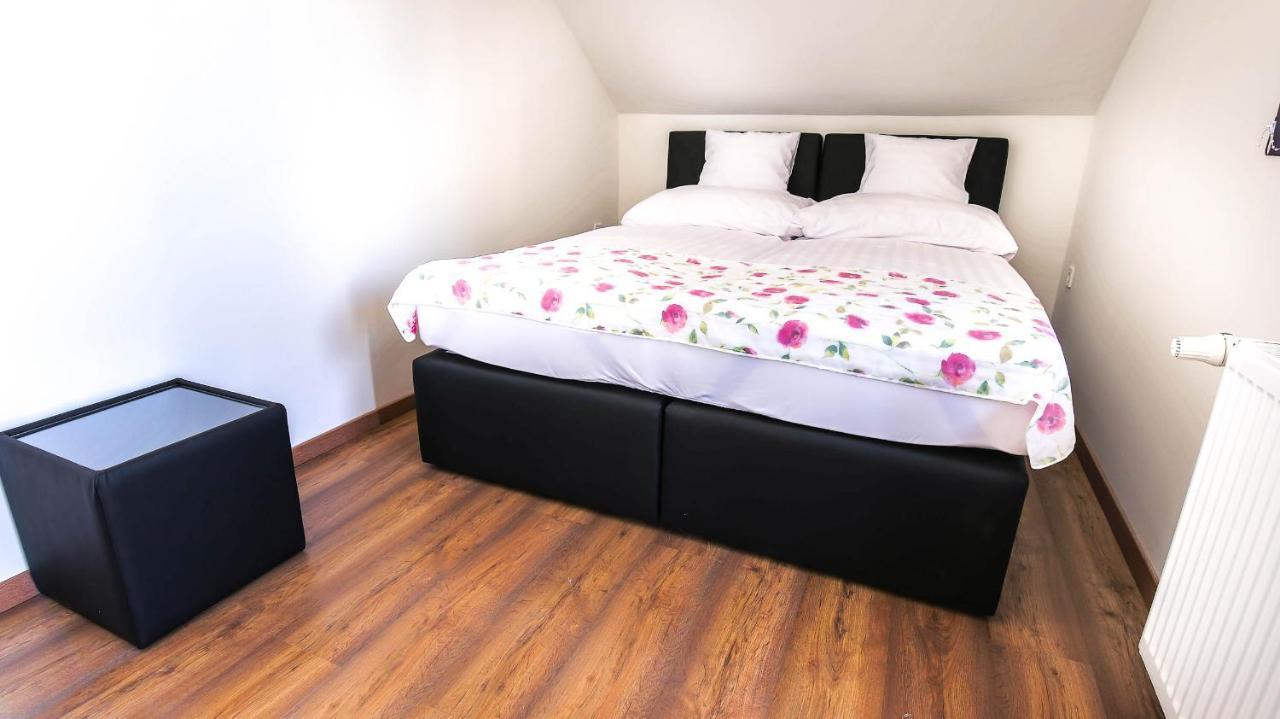 White Apartman Siófok Exterior foto