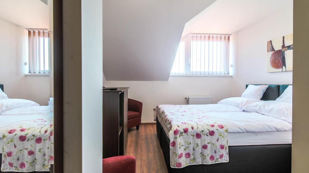 White Apartman Siófok Exterior foto