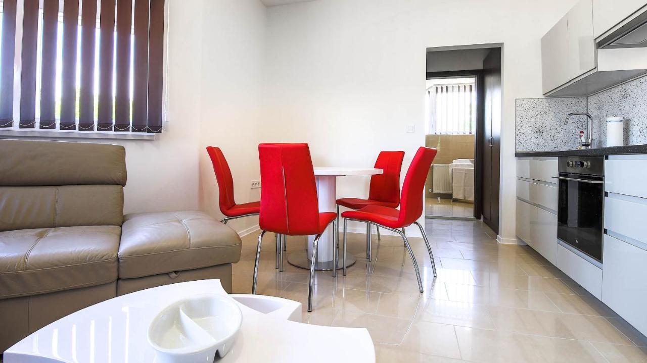 White Apartman Siófok Exterior foto