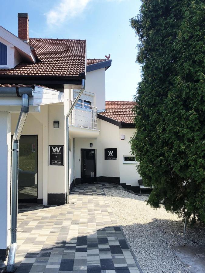 White Apartman Siófok Exterior foto